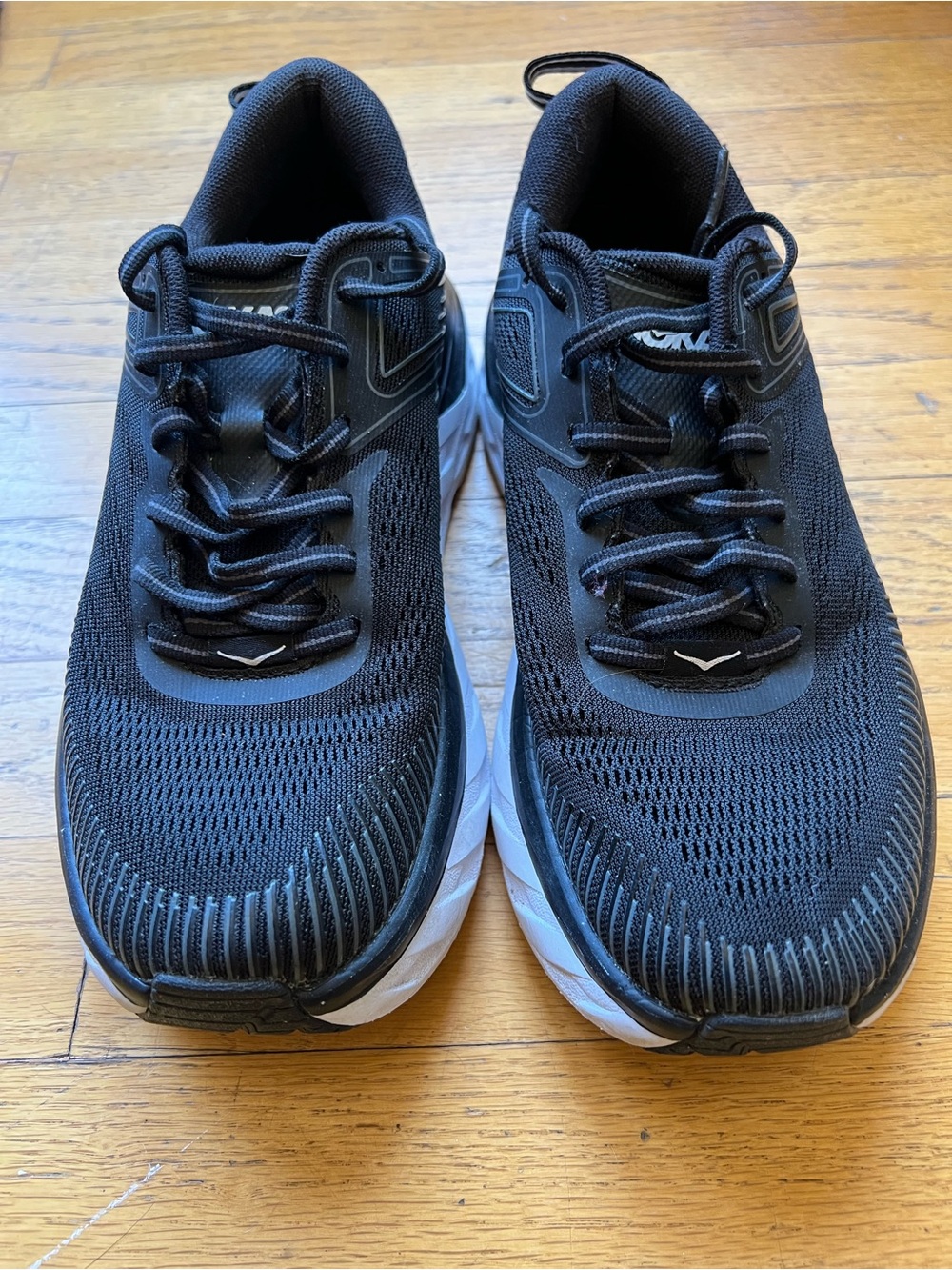 Hoka Bondi